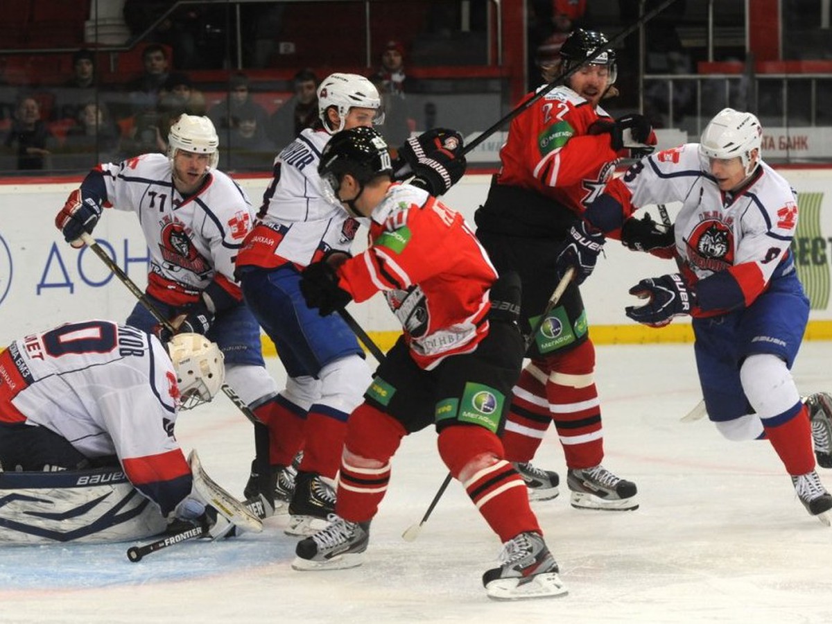 Momentka zo zápasu Donbass Doneck - Metallurg Žlobin