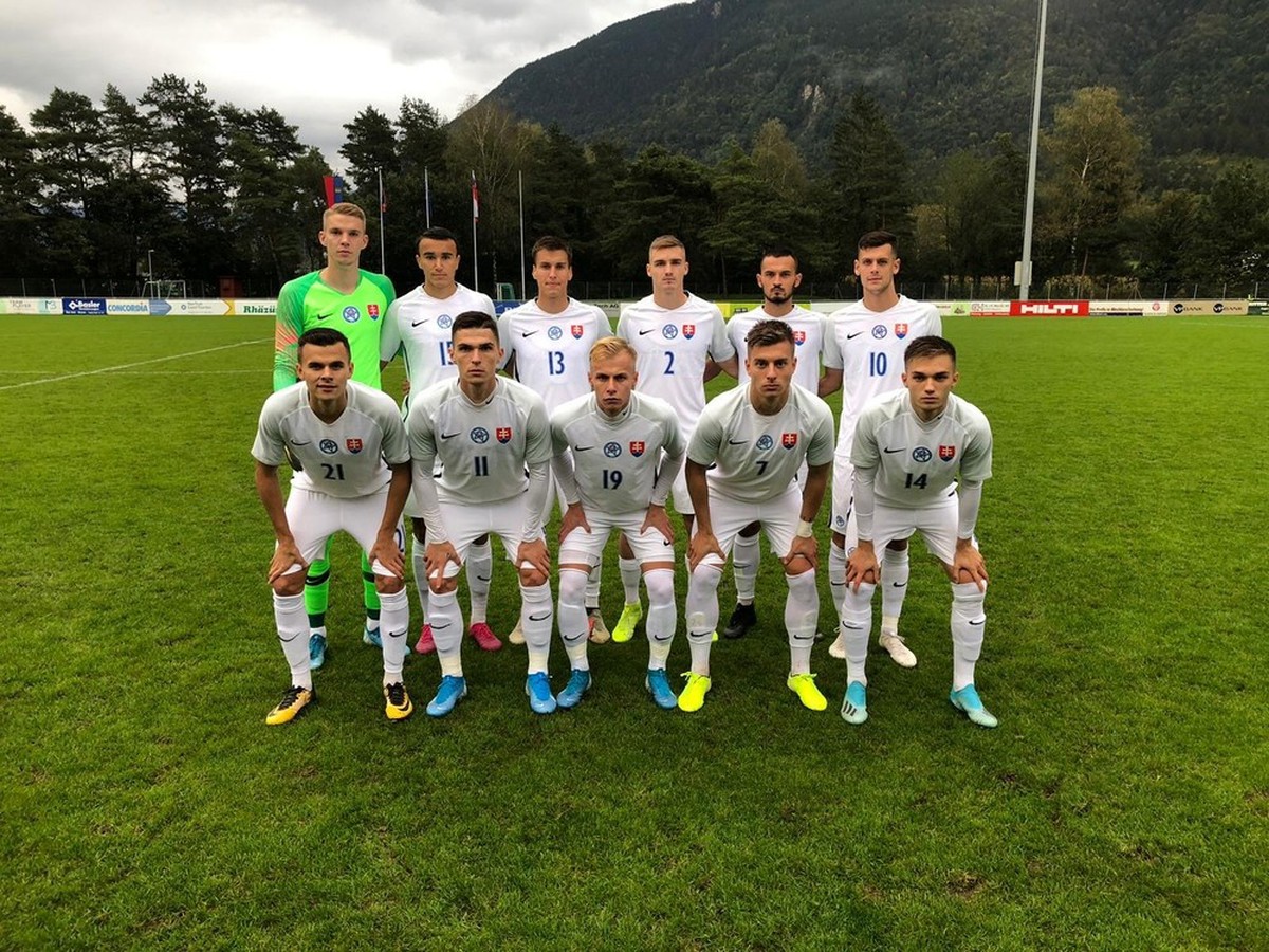 Slovenskí mladíci pred súbojom s Lichtenštajnskom