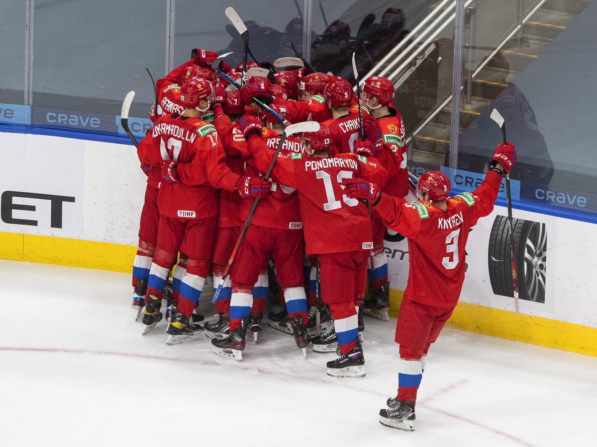 Víťazné oslavy hokejistov Ruska 