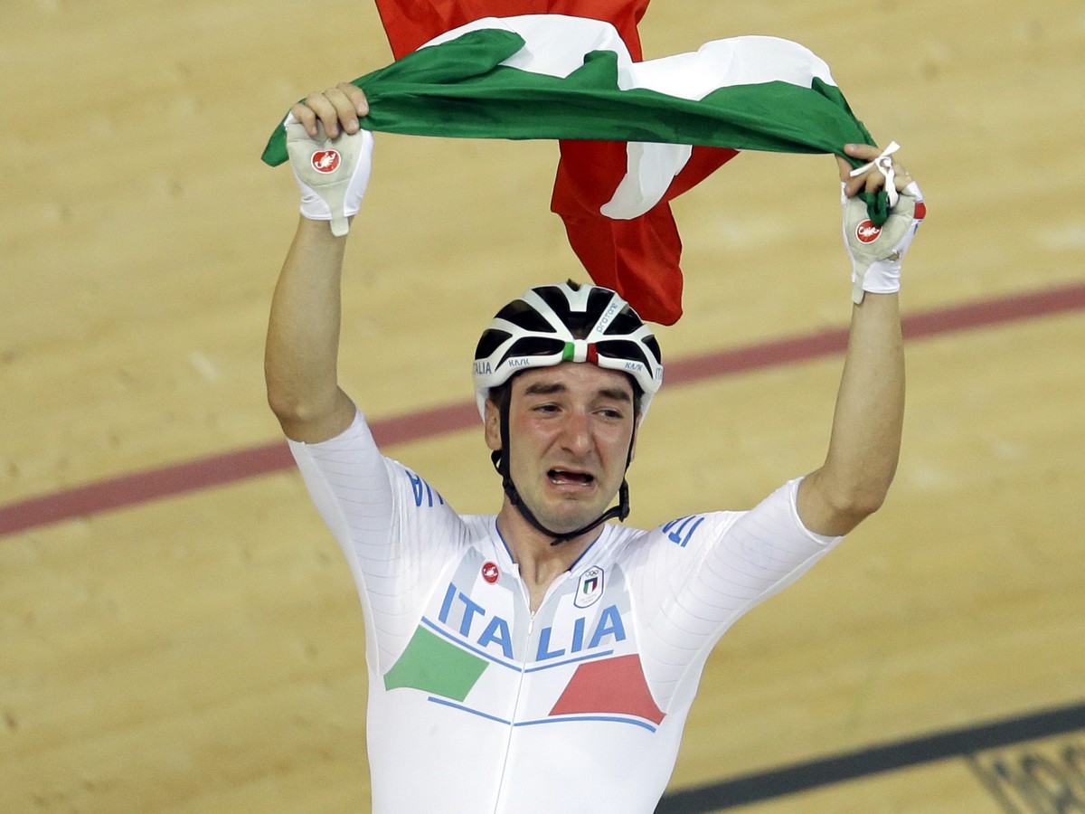 Elia Viviani triumfoval v dráhovej cyklistike