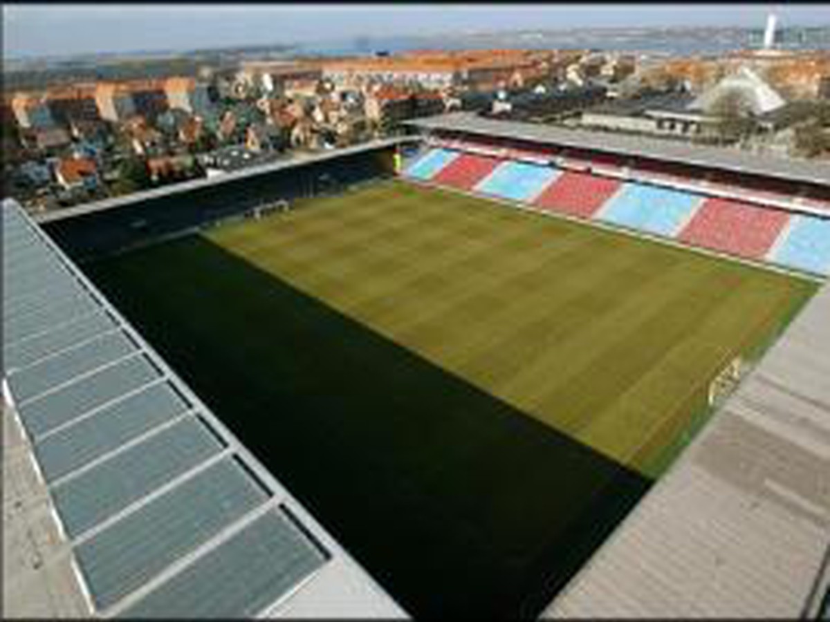 Energi Nord Arena - futbalový stánok Aalborgu
