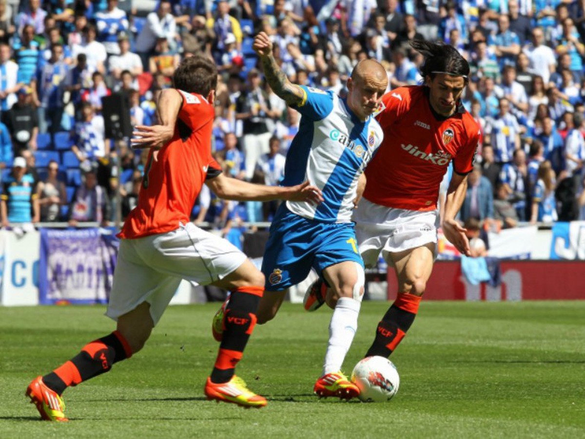 Vladimír Weiss v zápase s Valenciou