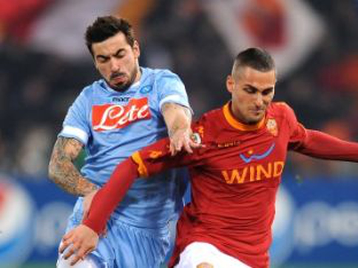 Ezequiel Lavezzi a Aleandro Rosi