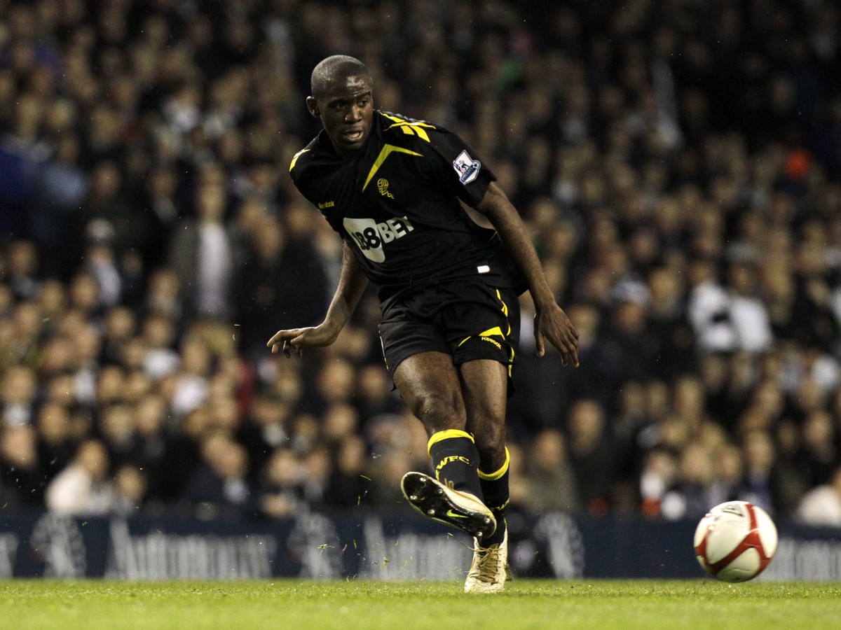Fabrice Muamba skolaboval počas súboja s Tottenhamom