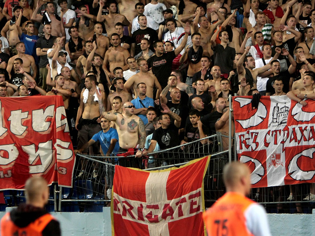 Fanúšikovia Crvenej zvezdy Belehrad sú známi svojim prístupom, futbalom prosto žijú.