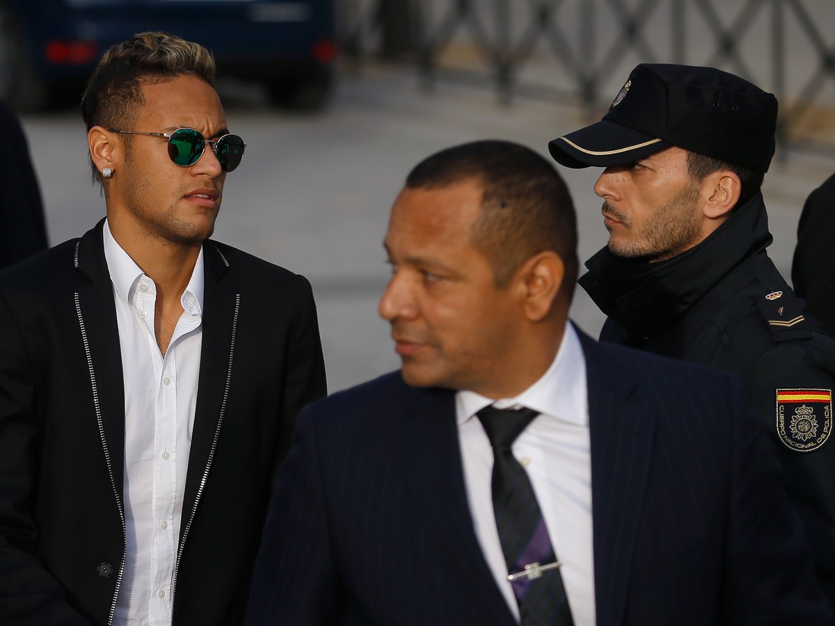 Neymar prichádza na súdne pojednávanie