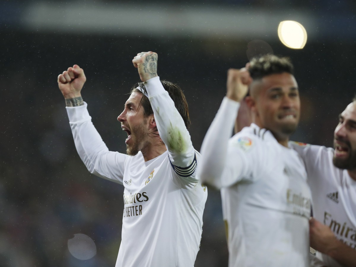 Sergio Ramos a Mariano Díaz sa radujú z víťazstva