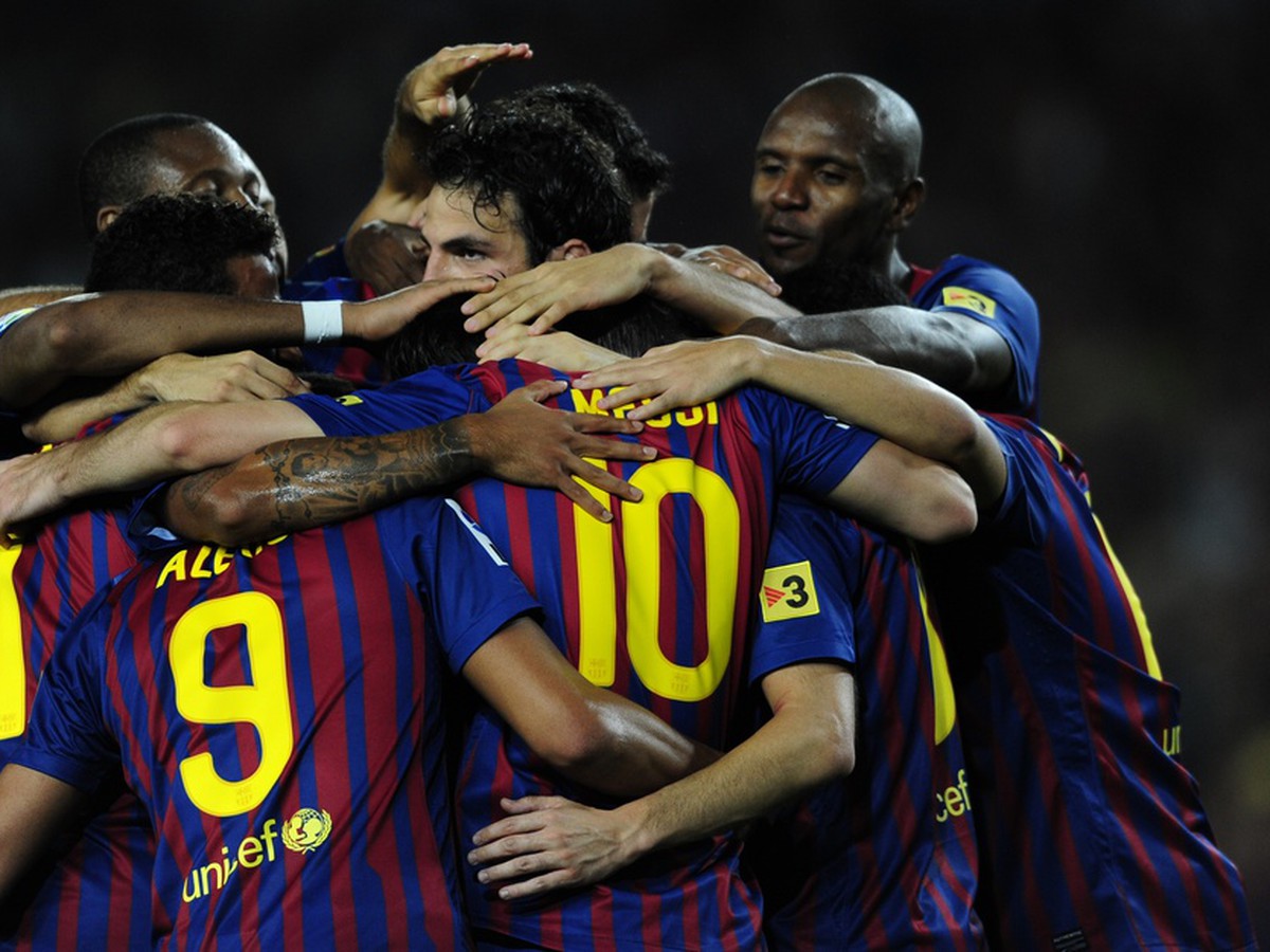 Barcelonská radosť po Messiho góle proti Villarrealu (29.8.)