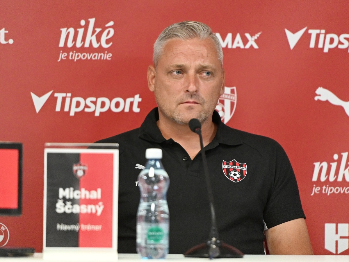 Na snímke tréner Spartaka Michal Ščasný počas predsezónnej tlačovej konferencie FC Spartak Trnava