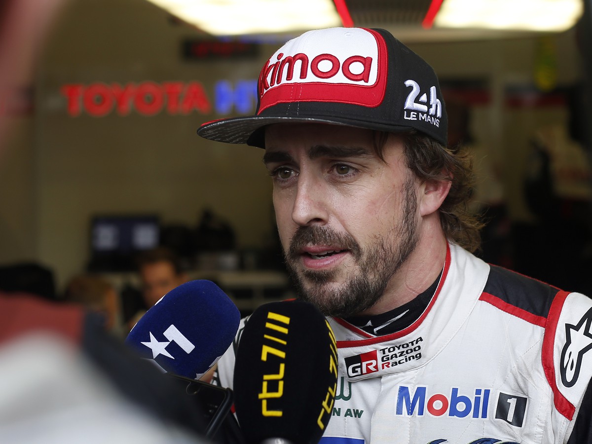 Fernando Alonso pomohol Toyote k historickému prvenstvu