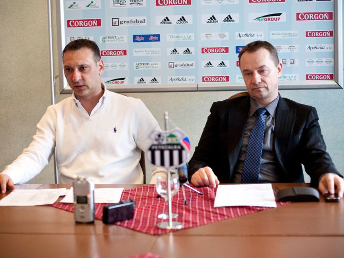 Tréner Fieber a generálny manažré Kašpar