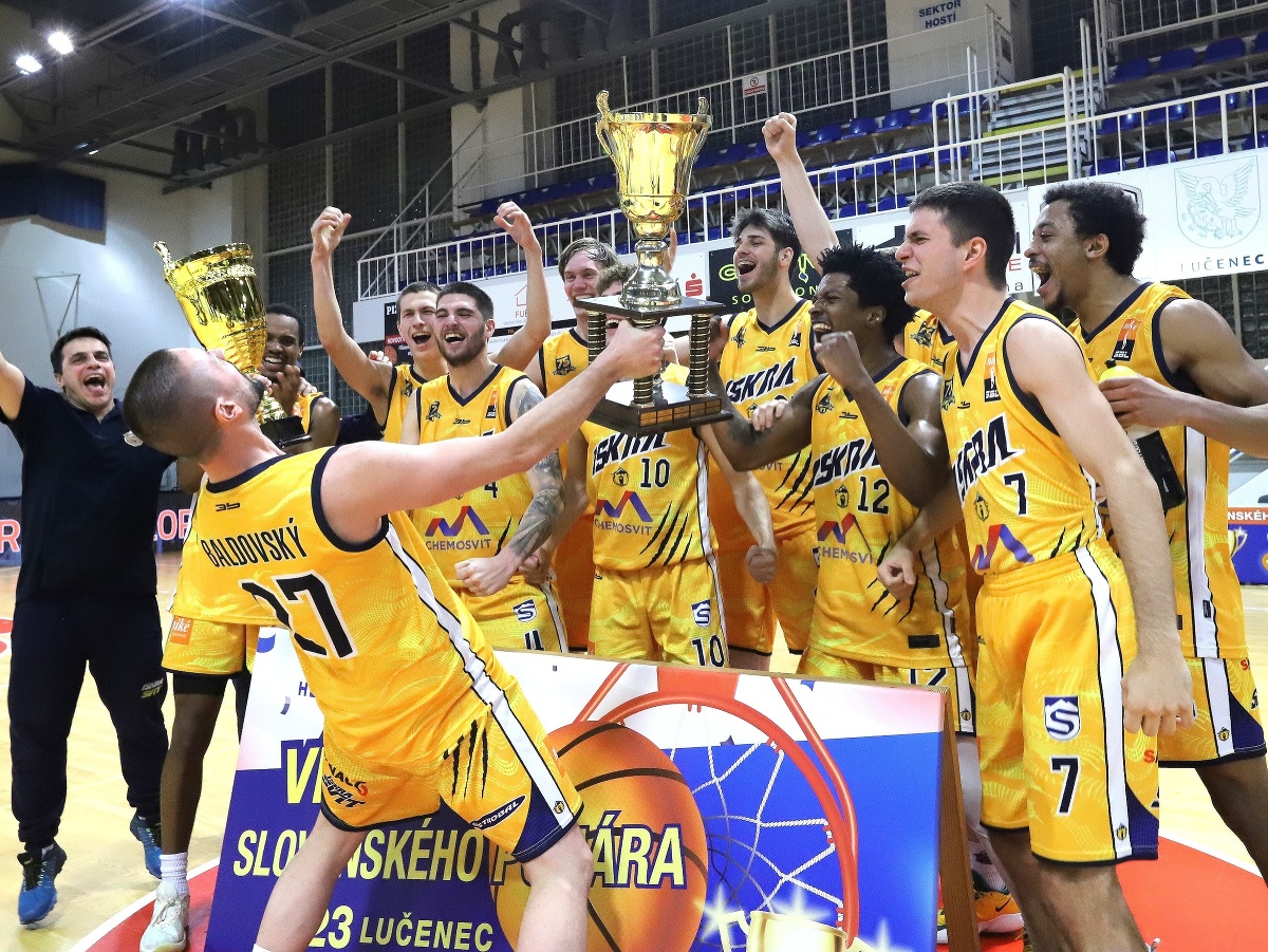 Basketbalisti Iskry Svit sa stali víťazmi Slovenského pohára po úspešnom finále Final Four SP Iskra Svit - Patrioti Levice