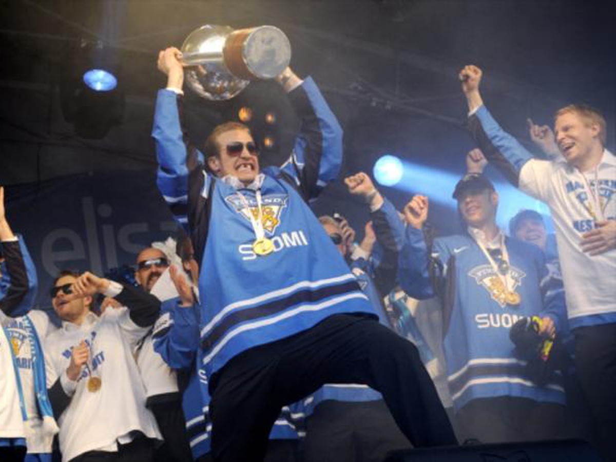 Fínske oslavy majstrovského titulu boli búrlivé