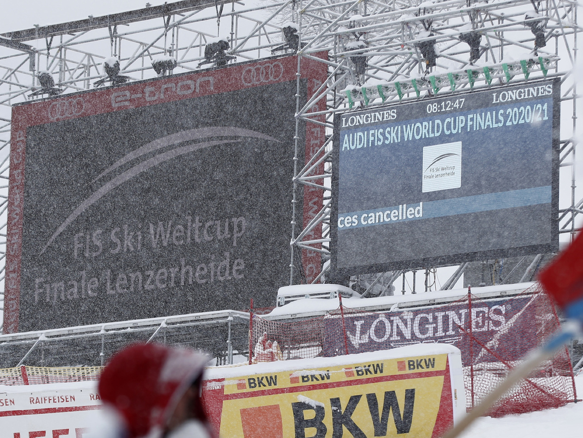 Zjazdy v Lenzerheidene museli zrušiť kvôli počasiu