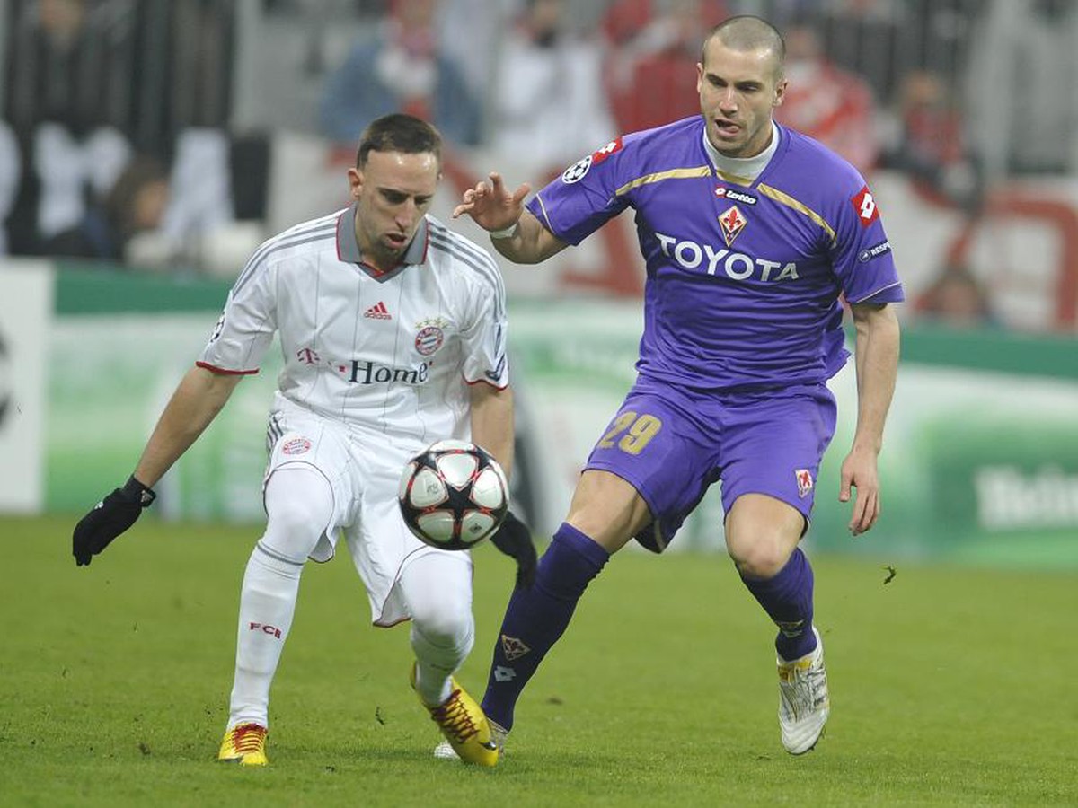 Franck Ribéry a Lorenzo de Silvestri 