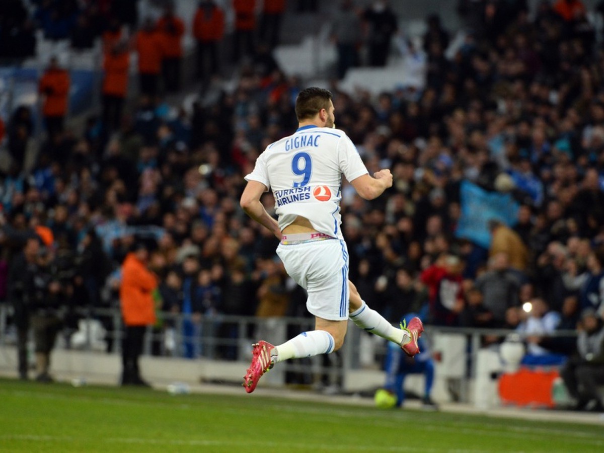 André-Pierre Gignac oslavuje víťazný gól Marseille