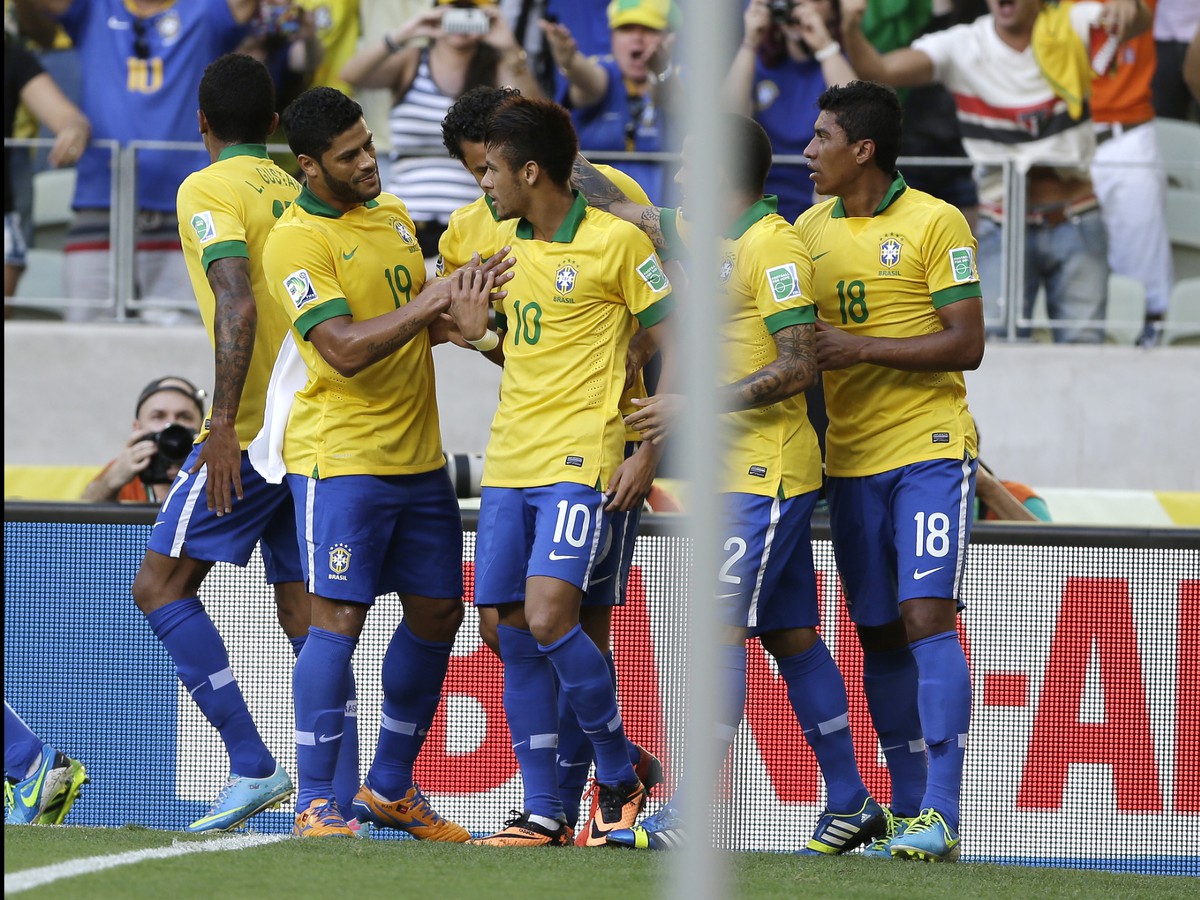 Gólová radosť hráčov Brazílie