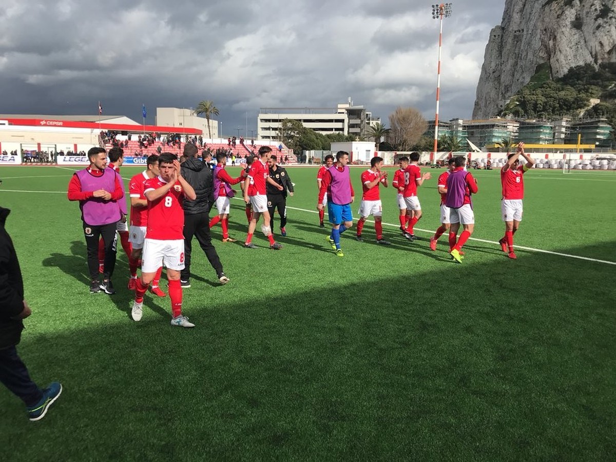 Víťazné oslavy futbalistov Gibraltáru