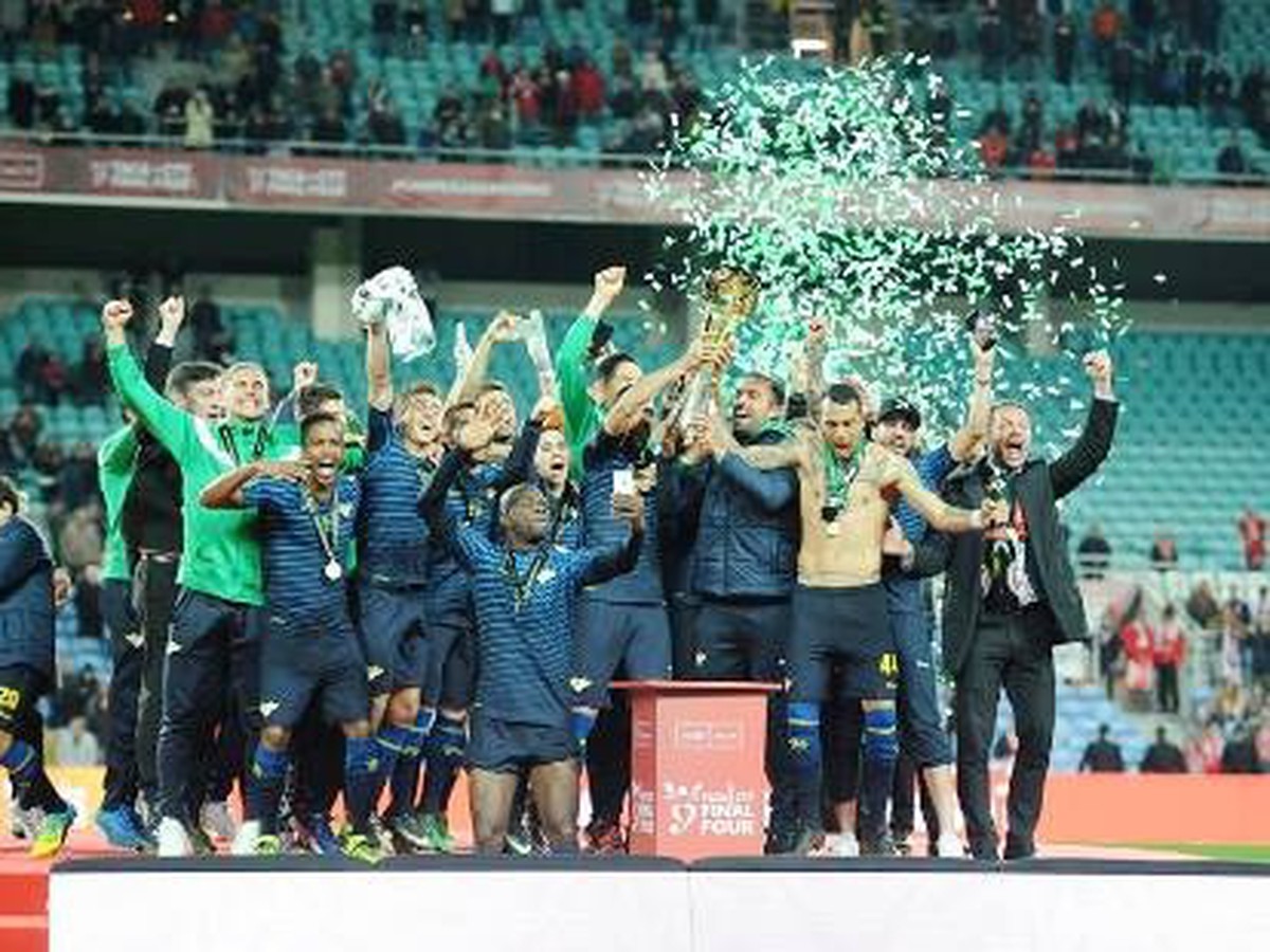 Hráči Moreirense sa radujú zo zisku trofeje