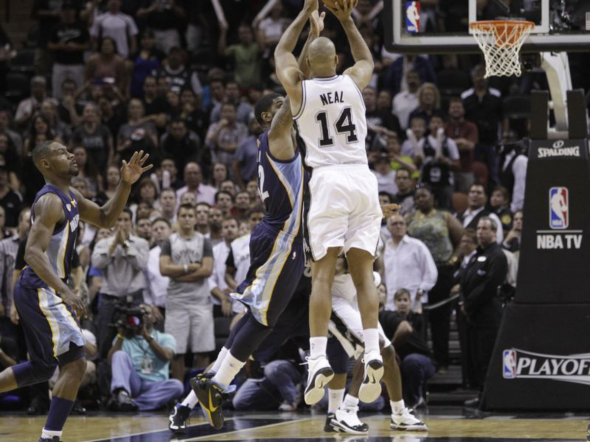 Gary Neal zachraňuje San Antonio od vypadnutia