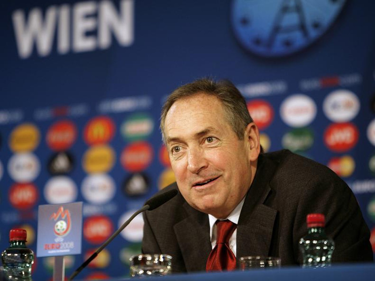 Gérard Houllier sa zastal Henryho