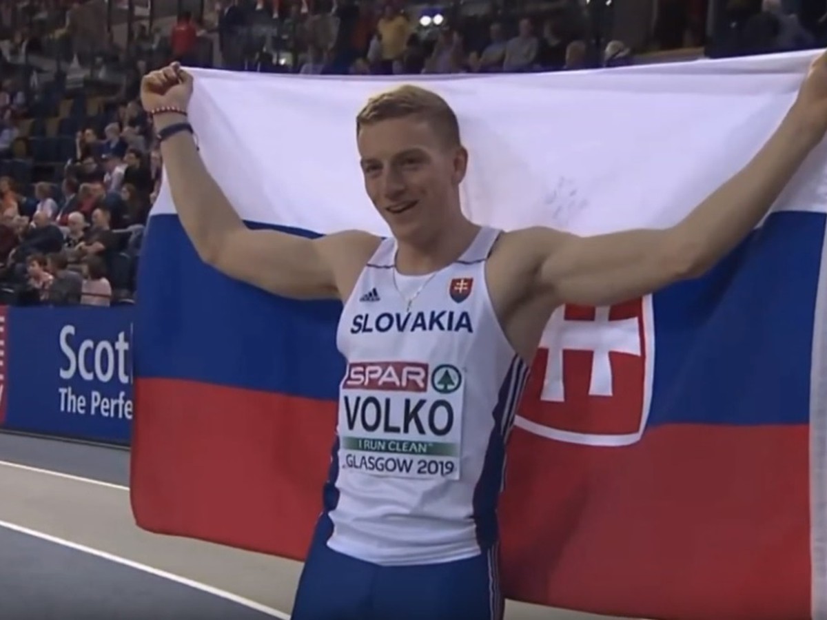 Ján Volko a jeho víťazné oslavy so zástavou