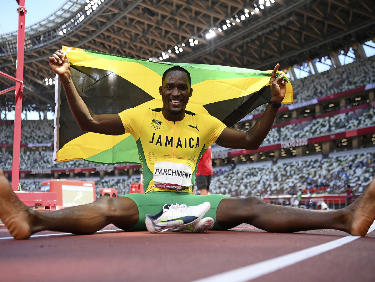 Jamajský šprintér Hansle Parchment získal olympijské zlato na 110 m prekážok