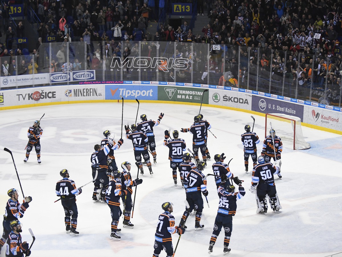 Explózia radosti v Steel aréne po víťaznom góle hokejistov HC Košice