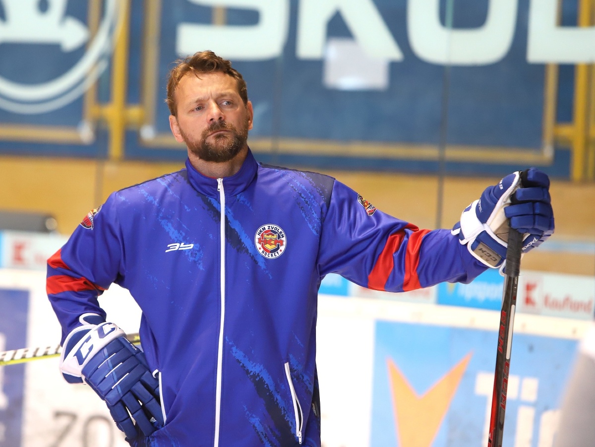 Na snímke hokejový tréner Andrej Podkonický