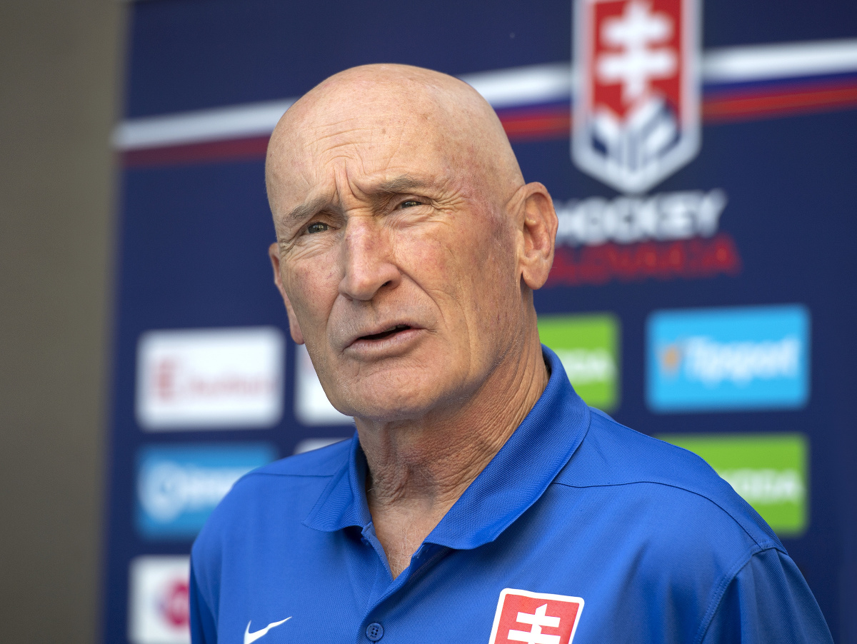 Tréner slovenskej hokejovej reprezentácie Craig Ramsay 