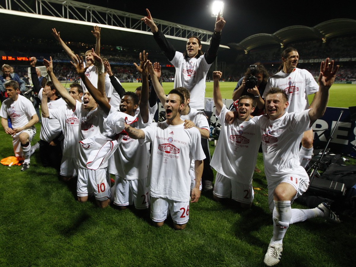 Hráči Bayernu Mníchov sa tešia z postupu do finále LM