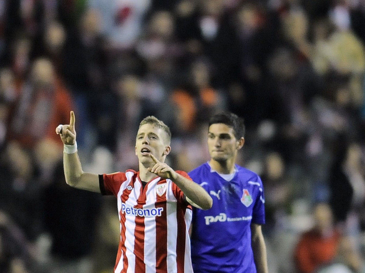 Iker Muniain sa teší z postupového zásahu