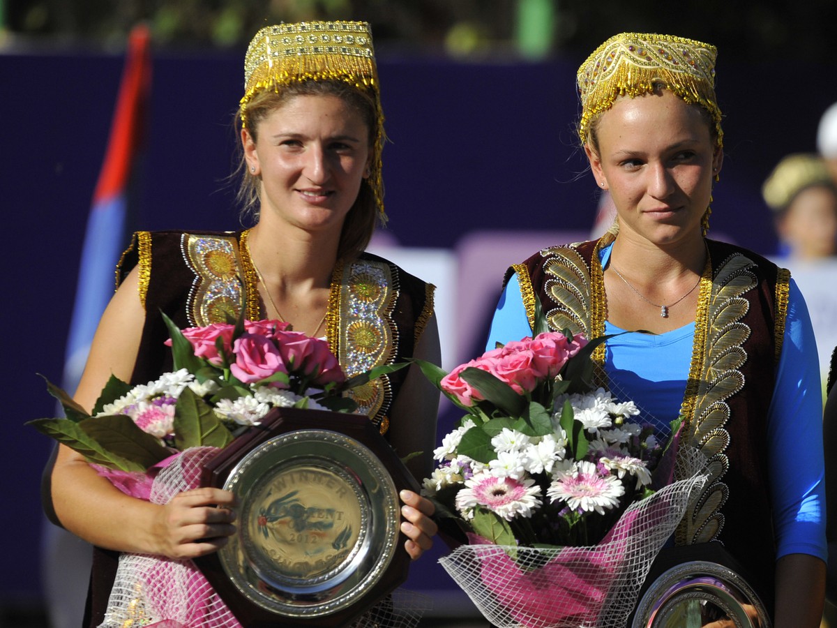 Irina-Camelia Begová a Donna Vekičová