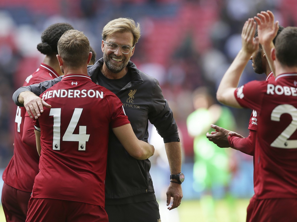 Jürgen Klopp so svojimi zverencami oslavuje triumf Liverpoolu