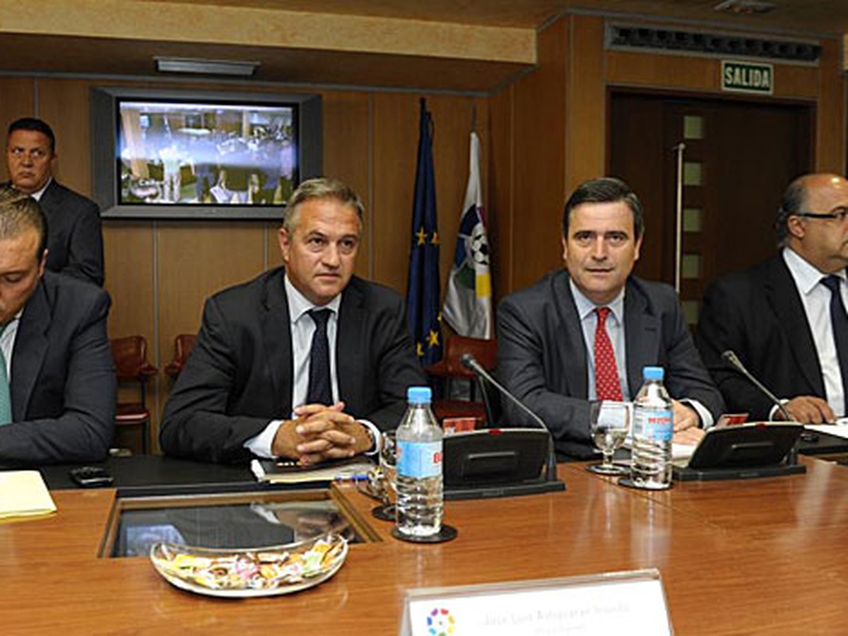 Vedenie súťaže na tlačovej konferencii