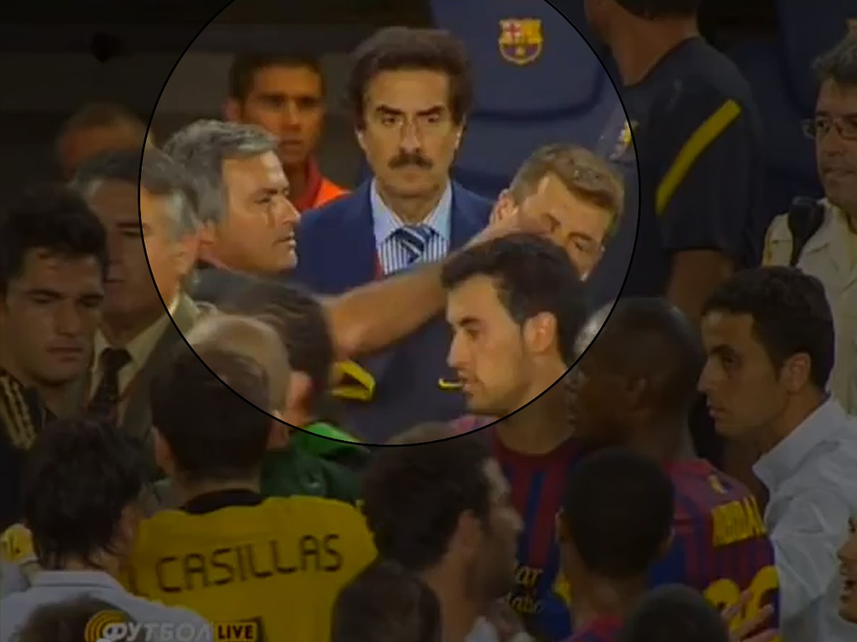 José Mourinho vyťahal za uši Tita Vilanovu