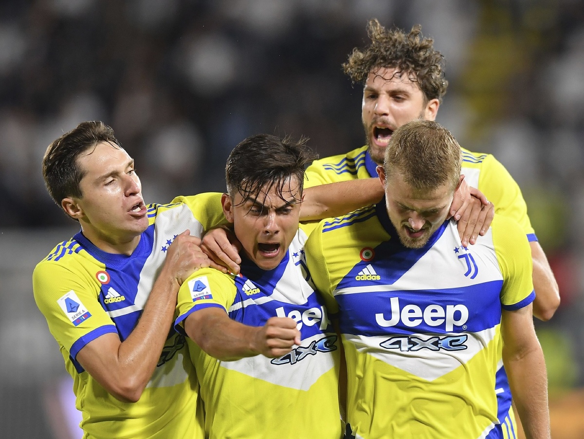 Futbalisti Juventusu sa tešia z gólu
