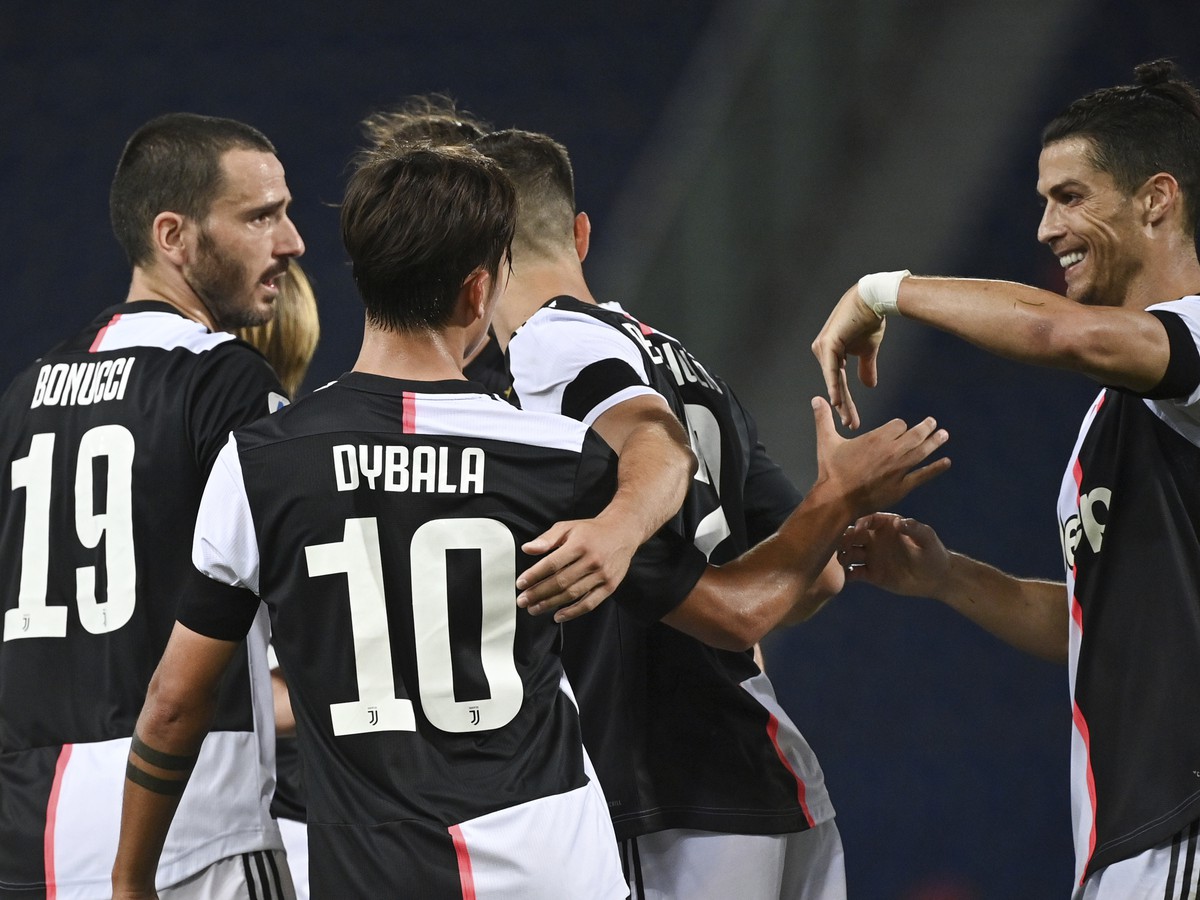 Hráči Juventusu sa tešia zo streleného gólu
