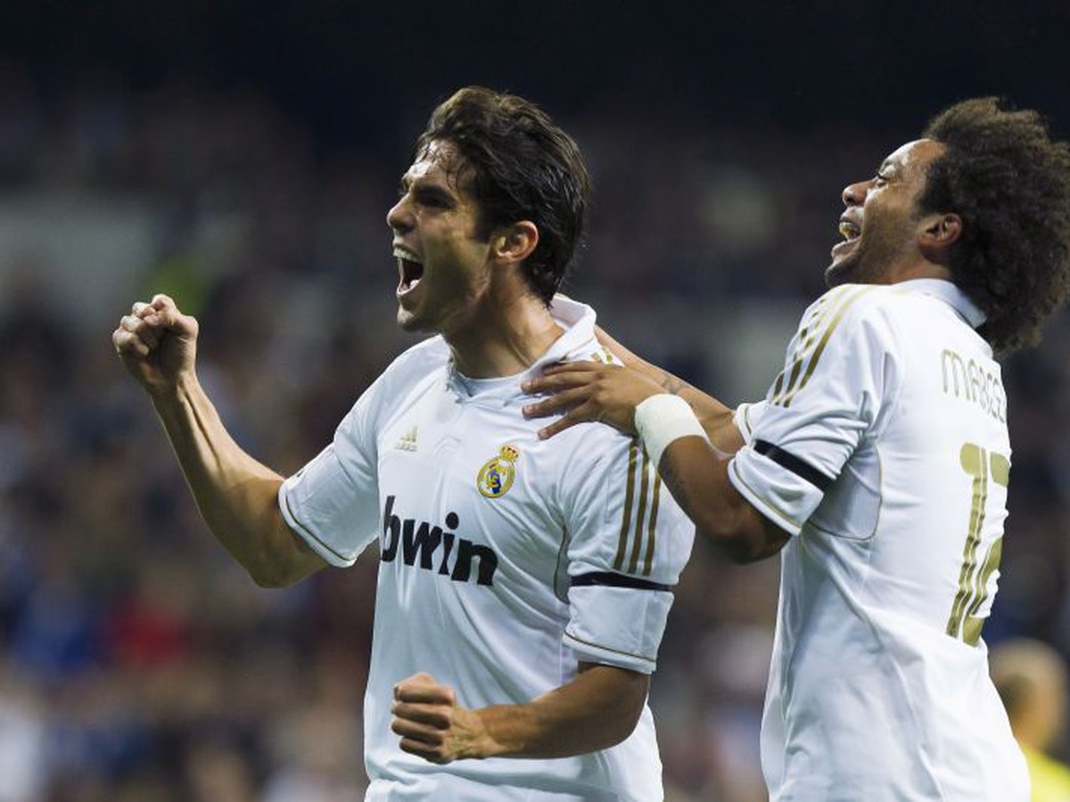 Kaká sa teší s Marcelom