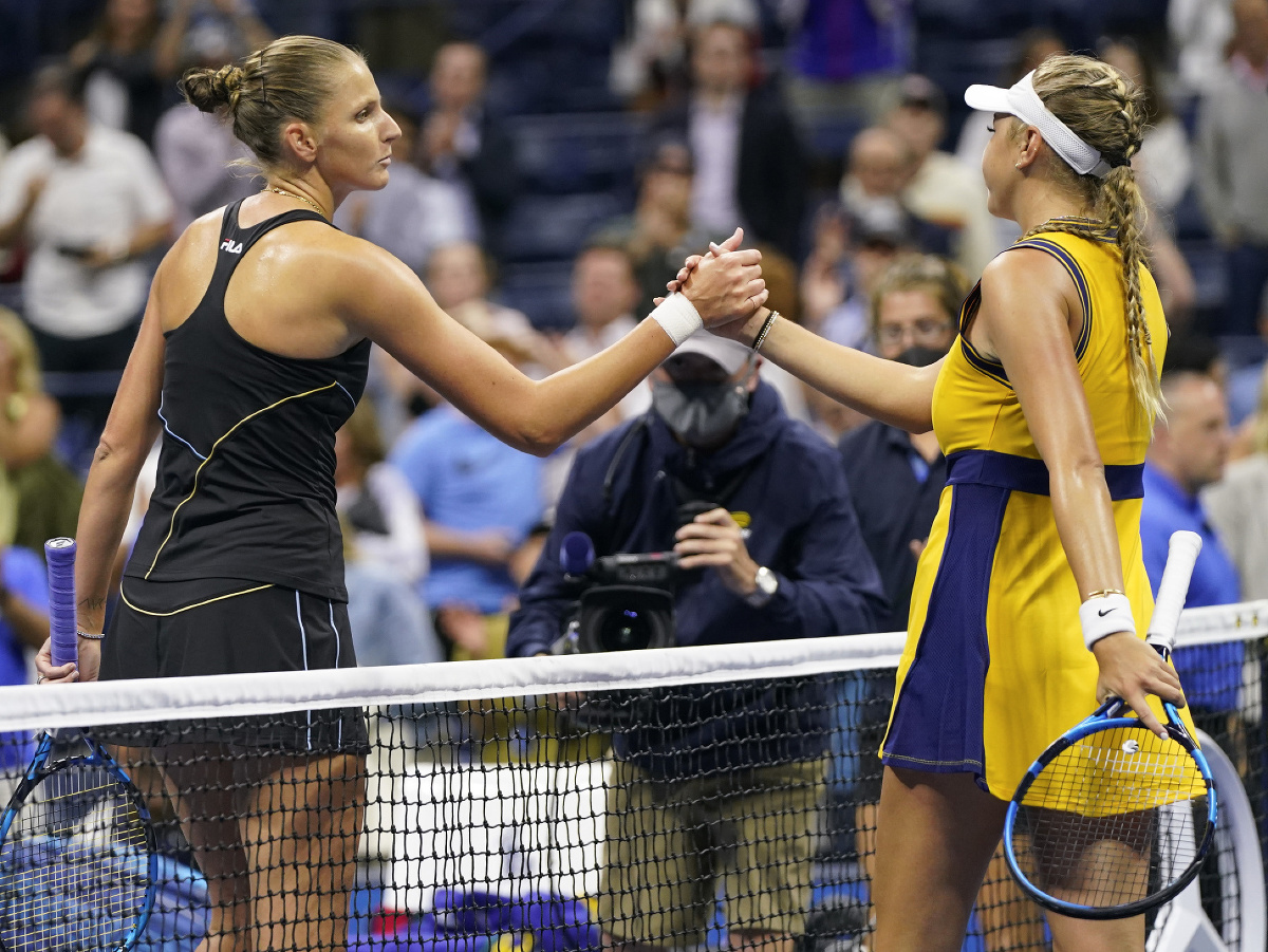 Americká tenistka Amanda Anisimová a Češka Karolína Plíšková