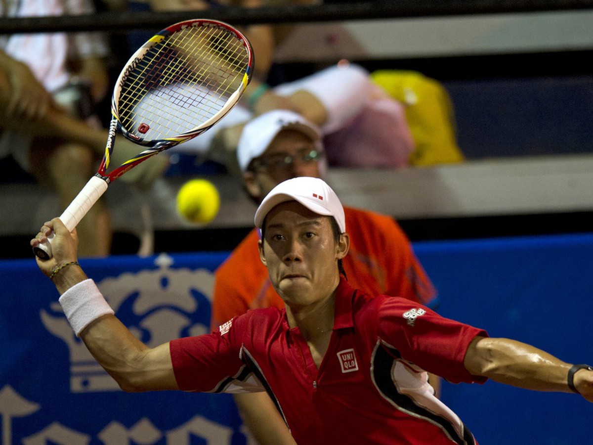 Japonský tenista Kei Nišikori v osemfinálovom súboji proti Francúzovi Chardymu na turnaji v mexickom Acapulcu (29.2.)