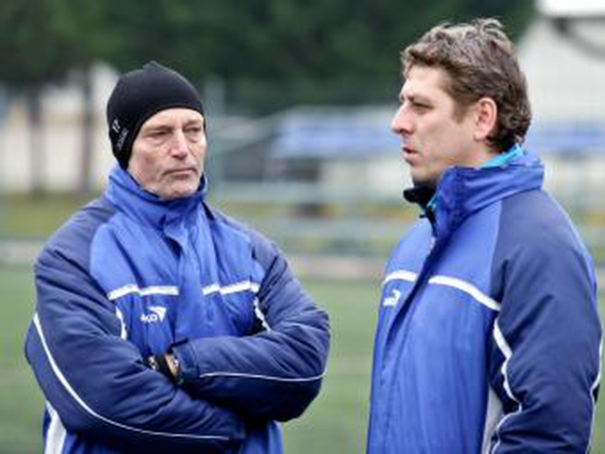 Igor Demo (vpravo) na tréningu s trénerom Ladislavom Jurkemikom