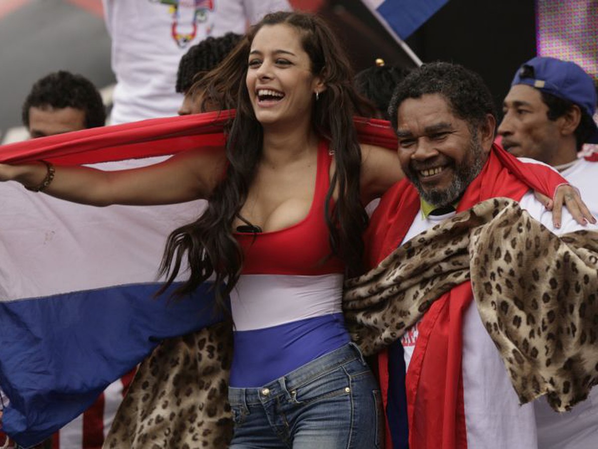 Larissa Riquelmeová