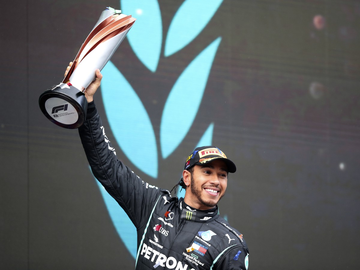 Lewis Hamilton získal siedmy titul majstra sveta