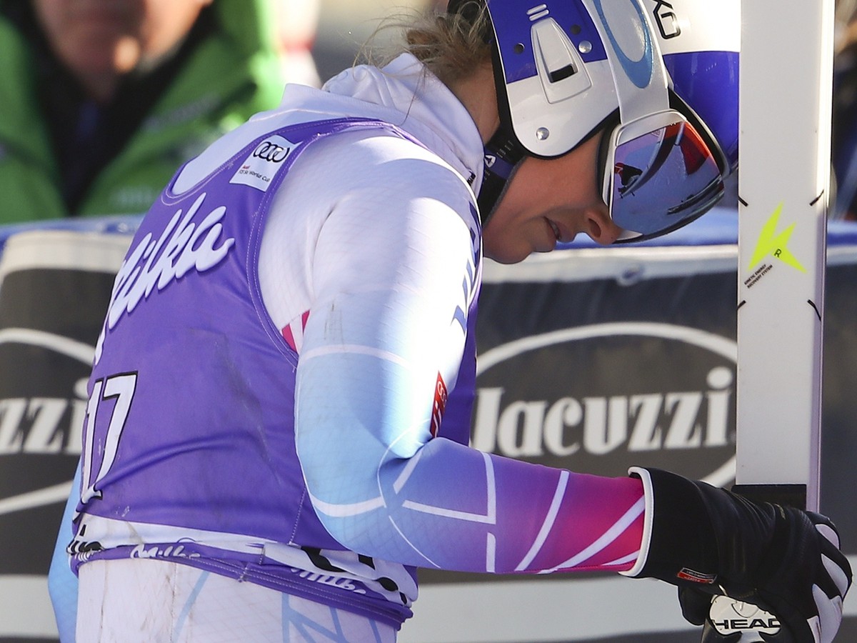Americká lyžiarka Lindsey Vonnová počas sobotňajšieho zjazdu Svetového pohára alpských lyžiarok v Cortine 