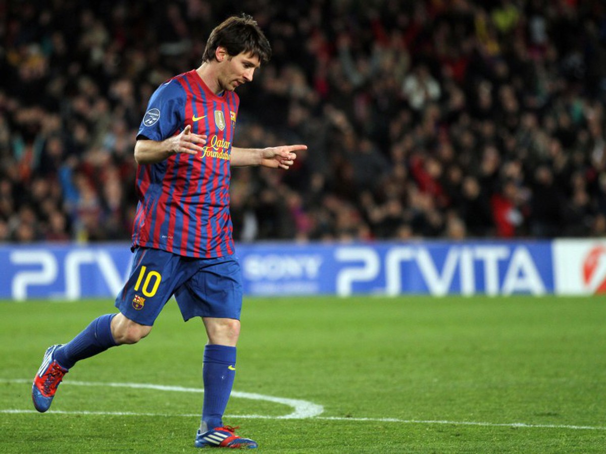 Lionel Messi po jednom z piatich gólov proti Leverkusenu