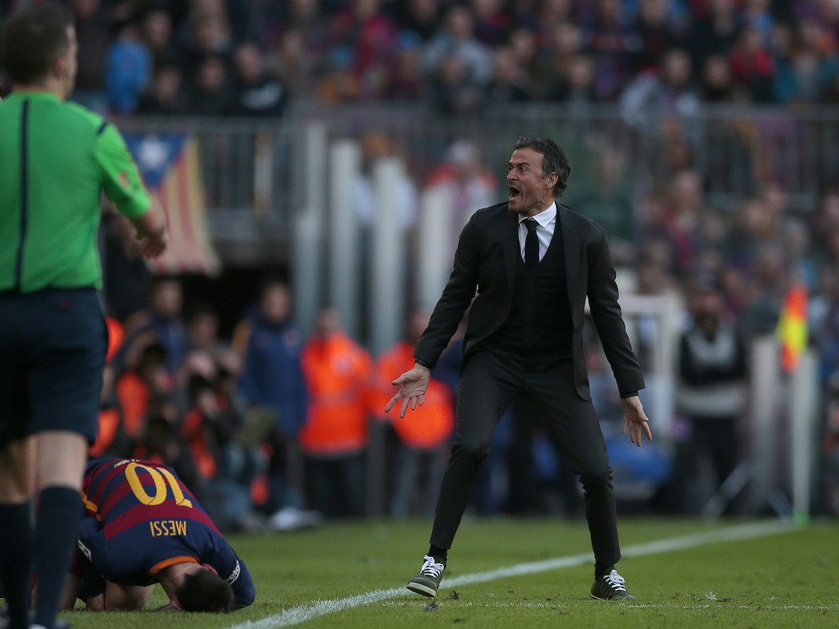 Tréner Barcelony Luis Enrique rozzúrený po brutálnom faule na Lionela Messiho