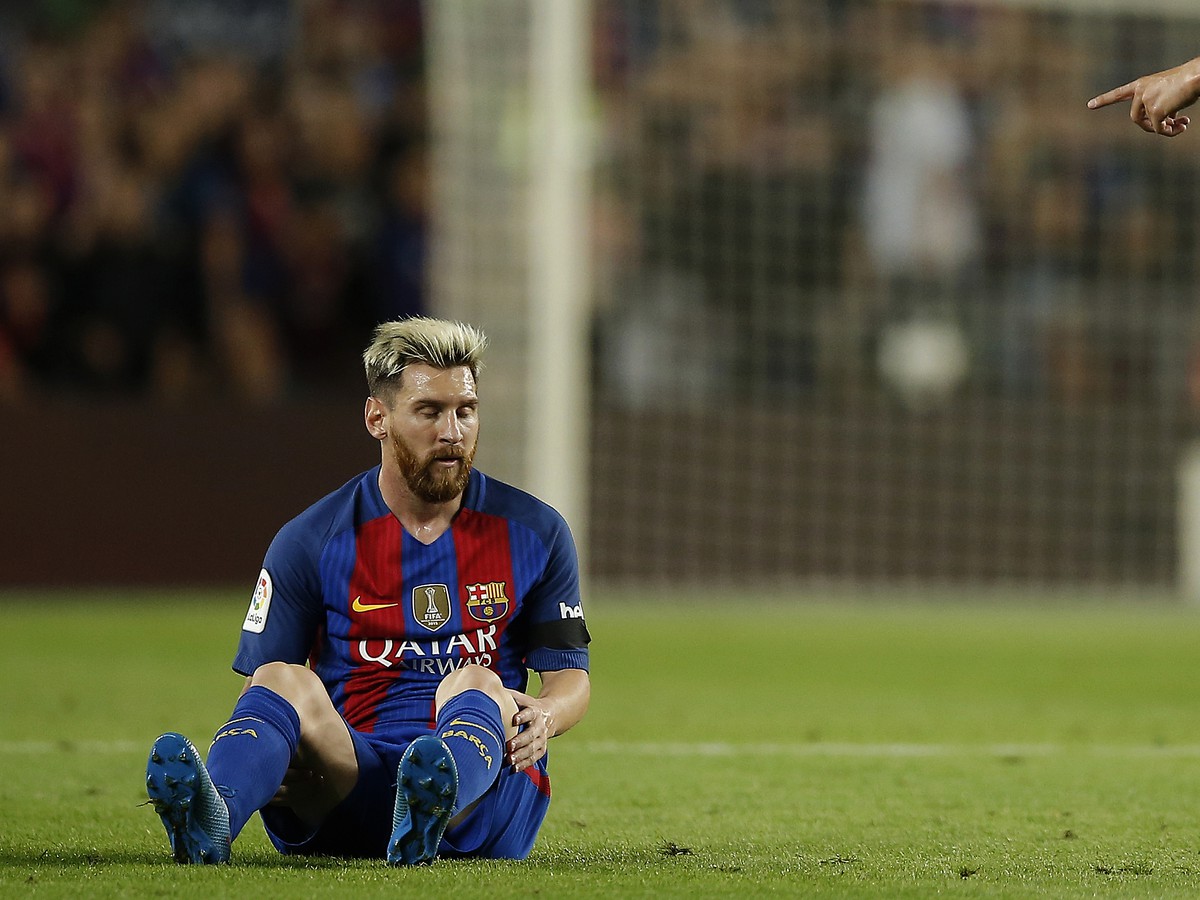 Lionel Messi si natiahol slabiny