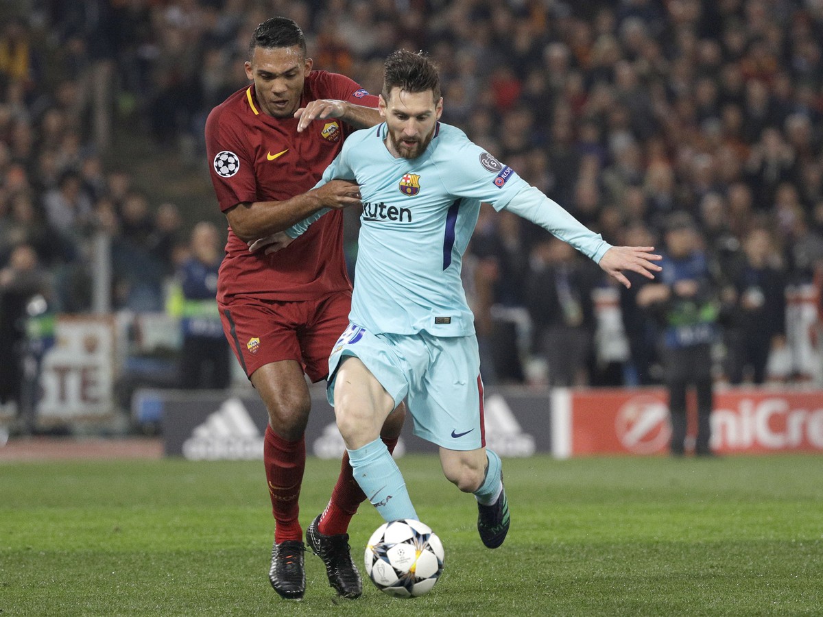 Lionel Messi pri lopte