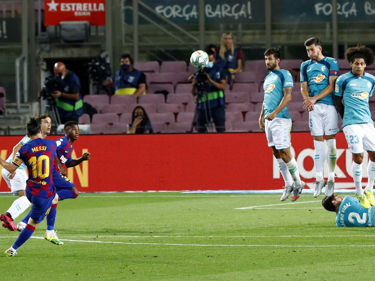 Lionel Messi strelil krásny gól z priameho kopu